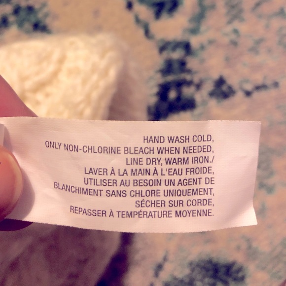 Soft winter hat - Picture 3 of 4